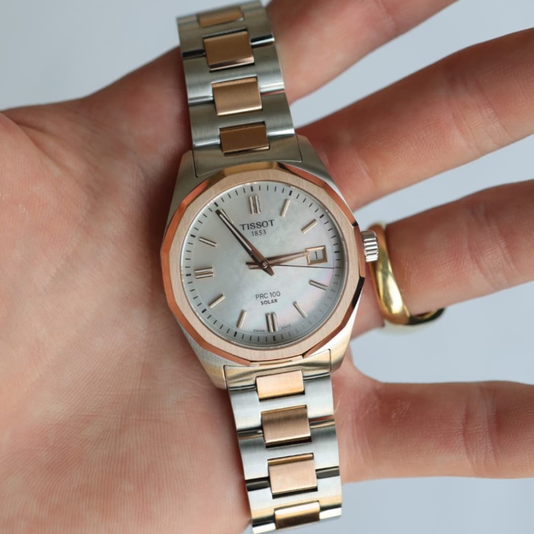 TISSOT T1518222211100