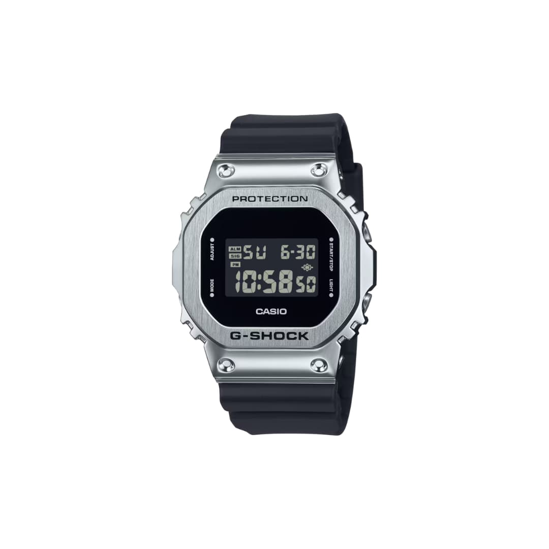 Casio GM-5600U-1DR